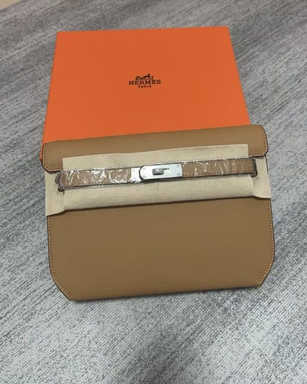Hermés Depeches Camel