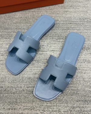 Hermés Oran Baby Blue
