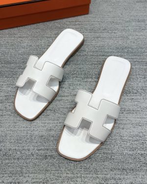 Hermés Oran White